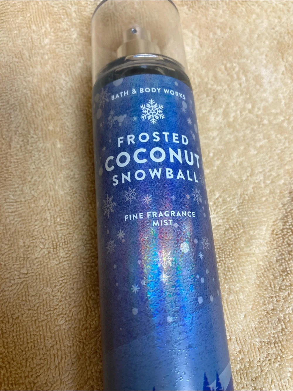 Bath & Body Works Frosted Coconut Snowball Mist - Blue